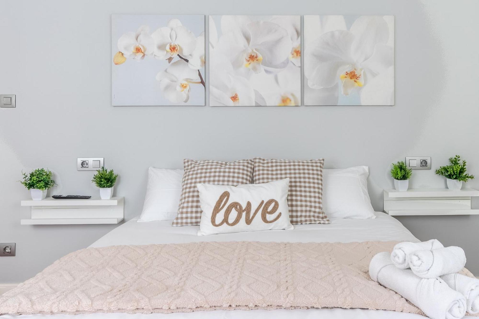 Bilbao Tranvia 51 Apartment Ngoại thất bức ảnh